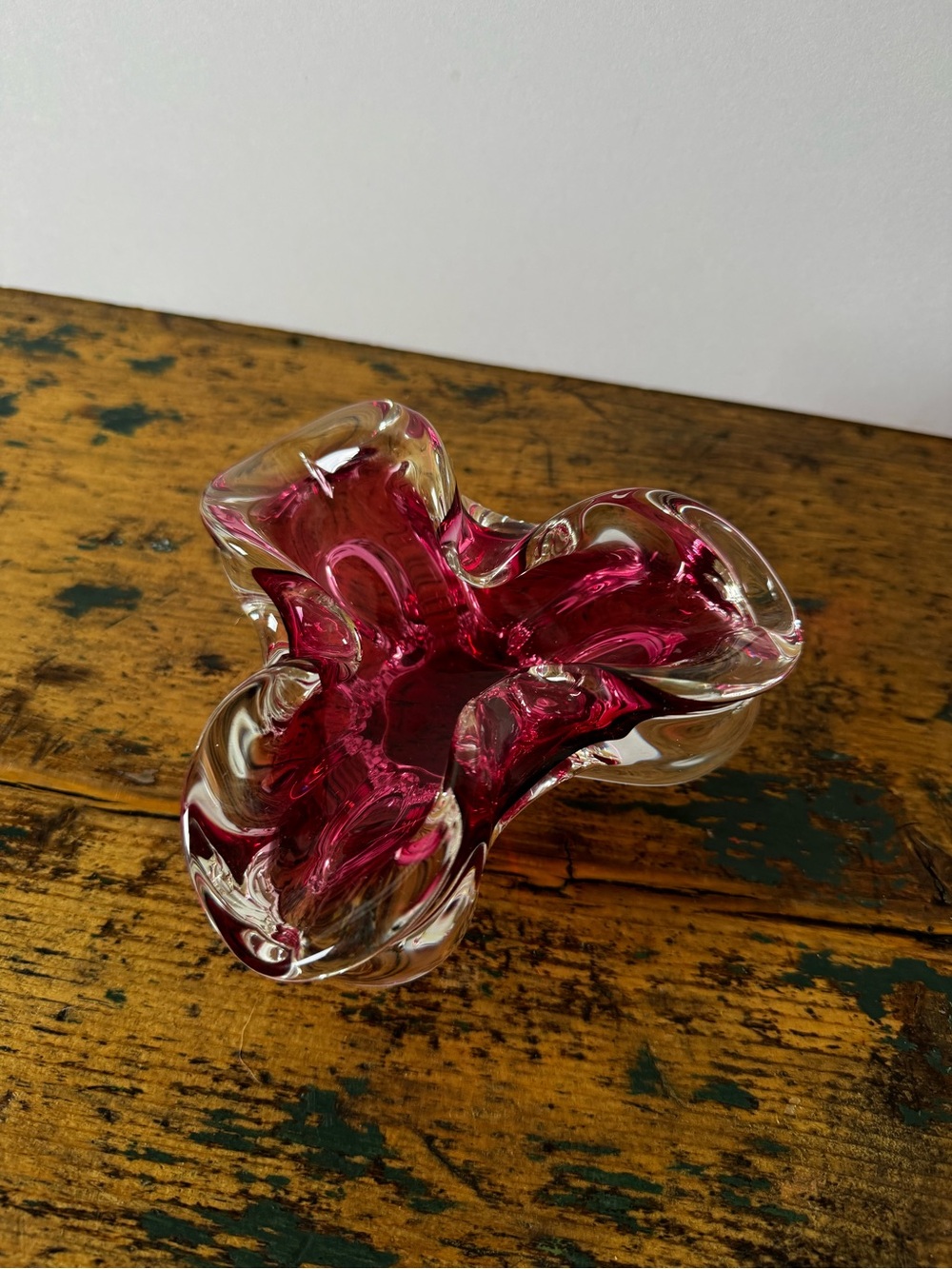 Art Glass Centerpiece Bowl in Deep Pink